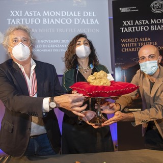A Enzo Iacchetti, Caterina Balivo e Paolo Vizzari il compito di presentare il grande evento di Grinzane