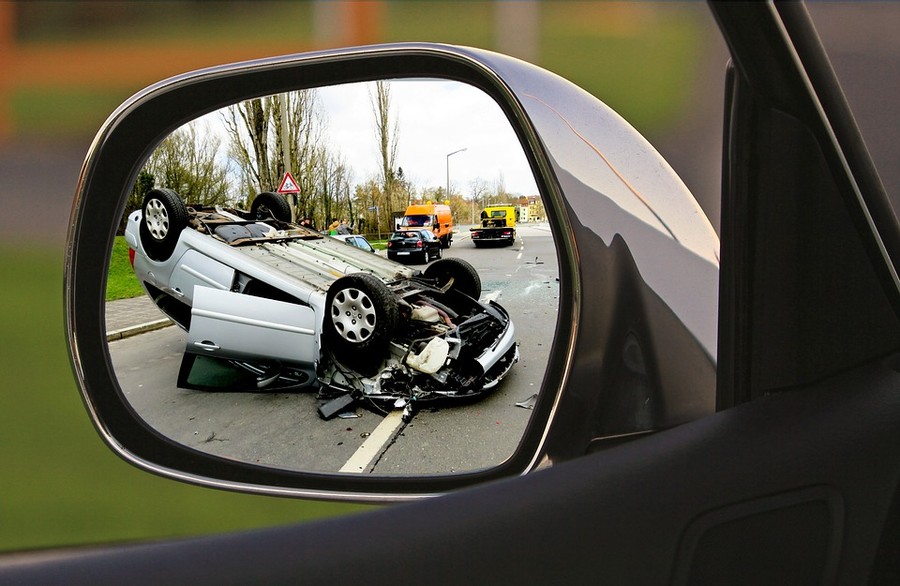 Crollo record degli incidenti stradali